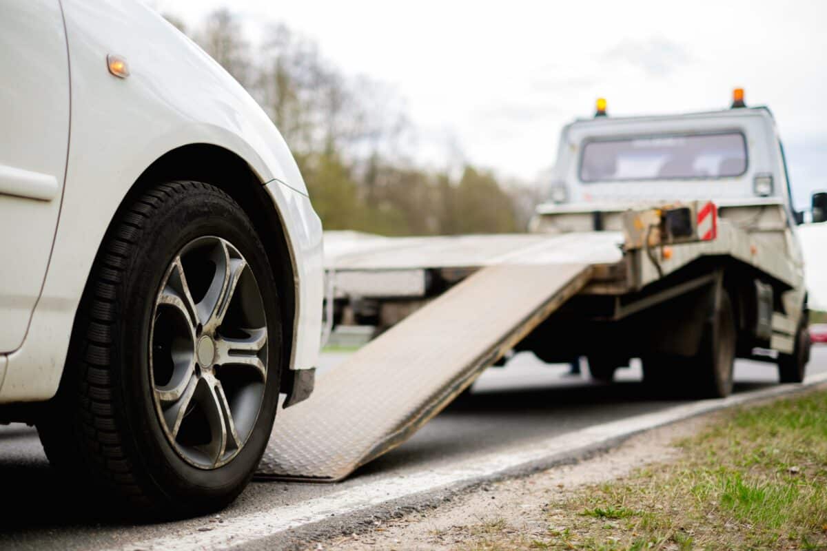 Towing company liability for damage